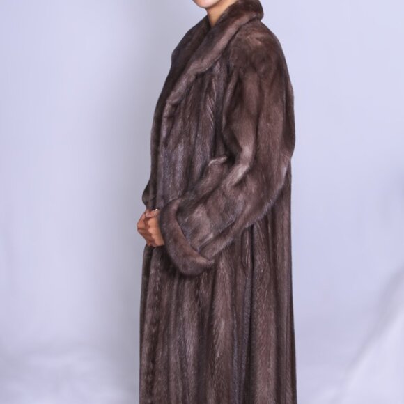 Full Length Sapphire Mink Coat - Picture 3 of 8